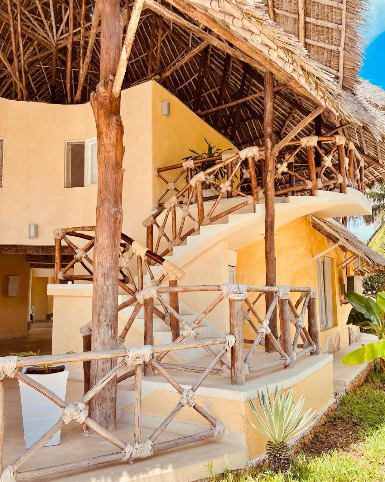 Terrazza Mawe Zuri Resort Watamu Dış mekan fotoğraf
